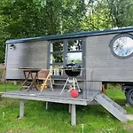 Domecek Pohoda Maringotka Mana Apartment *